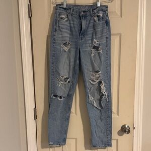 American Eagle Outfitters Distressed Blue Boyfriend Jeans